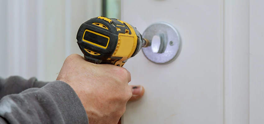 Street Locksmith For Smart Lock Repair in Lemon Grove, CA